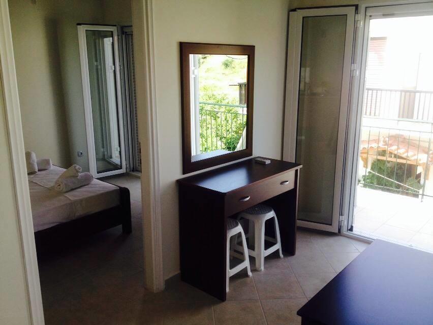 Koutrakis Rooms Finikounta Luaran gambar